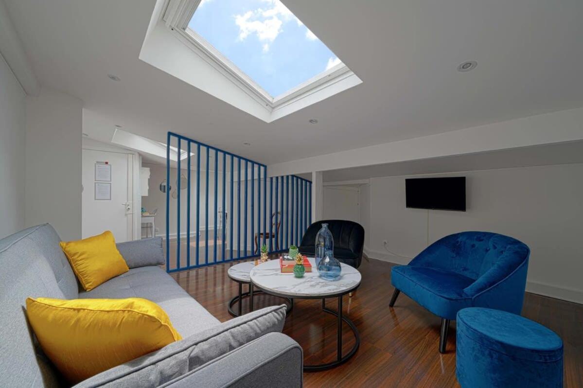 Magnifique Appartement A Pied Du Chateau Versailles Exterior foto